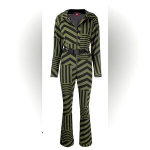 Perfect Moment Star Dazzle Pattern Ski Suit